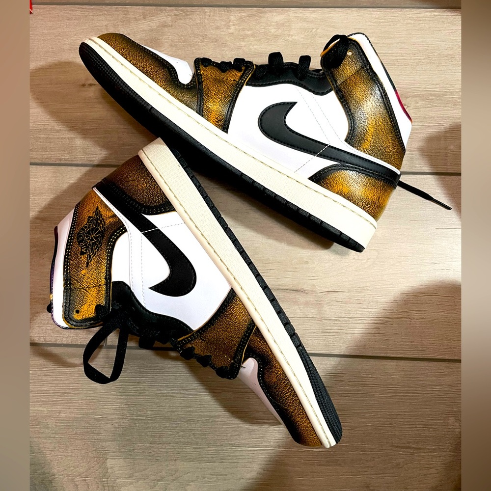 Nike Air Jordan 1 mid-SE DQ8417 071 size 10